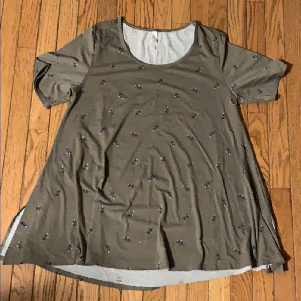 LulaRoe Perfect T
